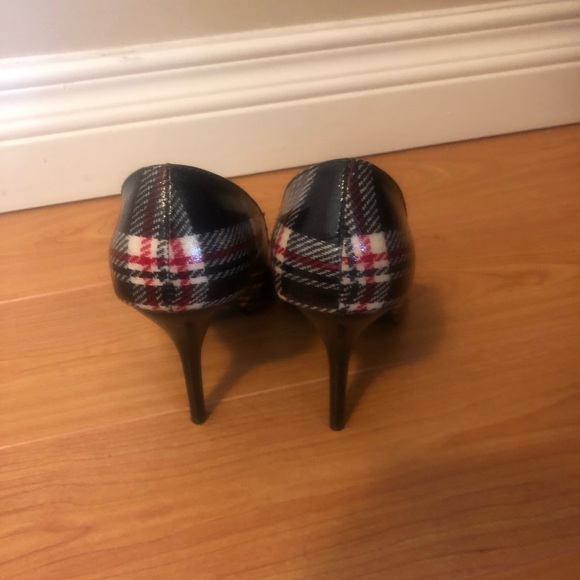 High heels - Picture 4 of 4